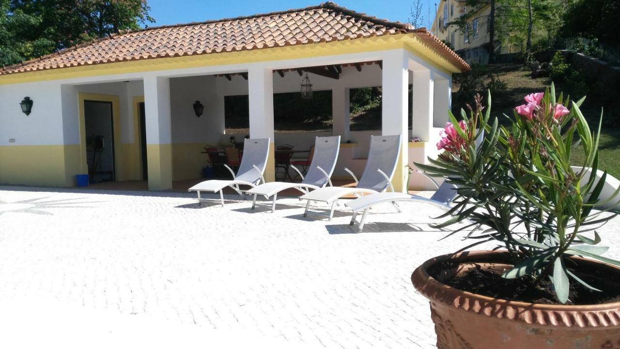 Quinta Do Outeiro Bed & Breakfast วิลา โนวา เจ ปัวอาเรส ภายนอก รูปภาพ