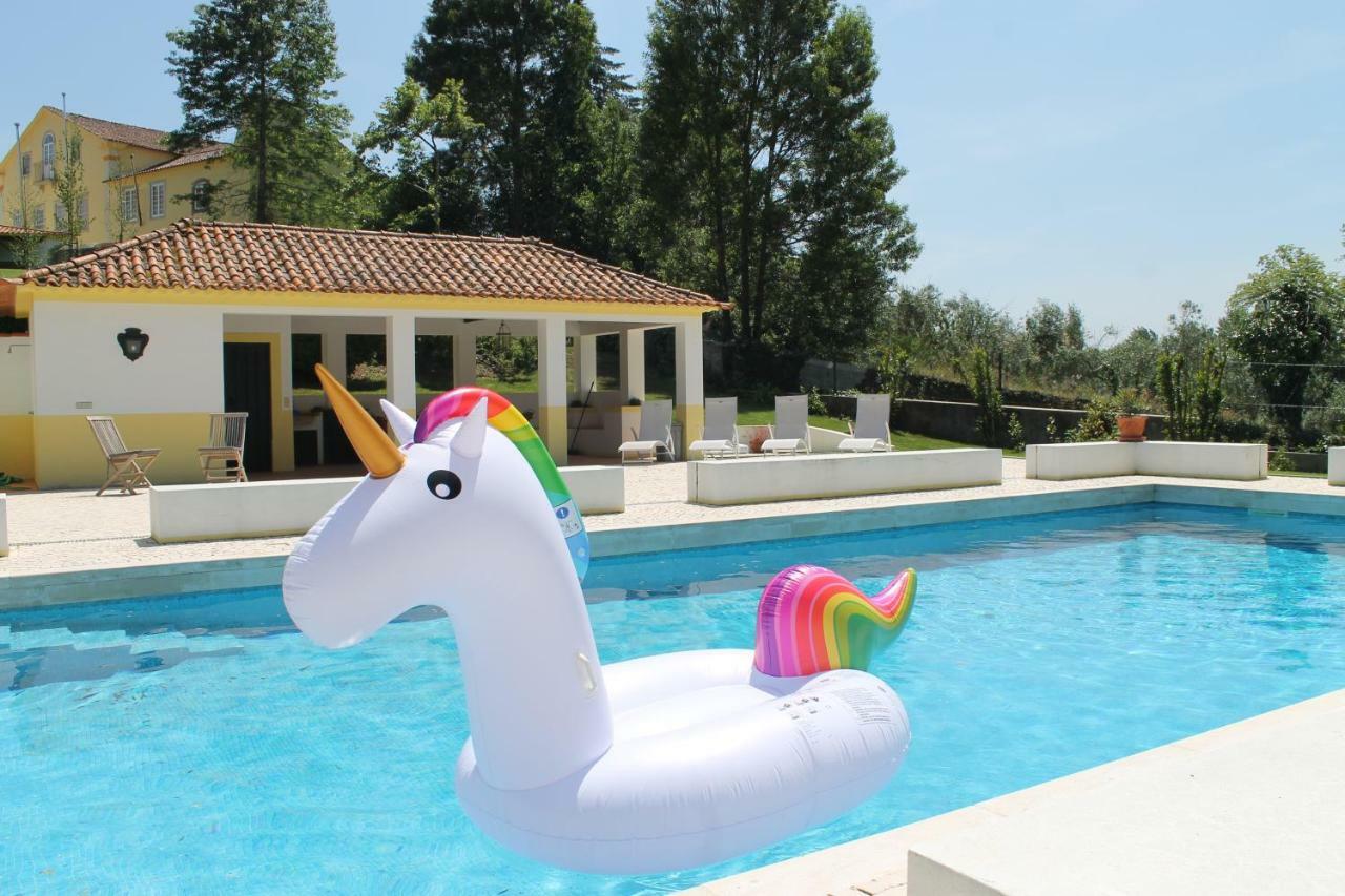 Quinta Do Outeiro Bed & Breakfast วิลา โนวา เจ ปัวอาเรส ภายนอก รูปภาพ